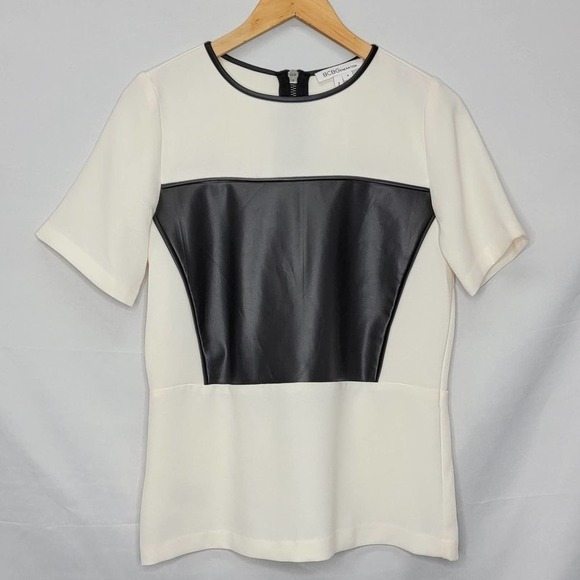 BCBGENERATION Short Sleeve Professional Blouse - Picture 2 of 11